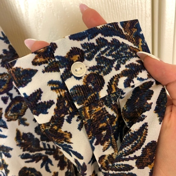 Sanctuary Floral Long Sleeve Button Down Size M - Picture 6 of 8
